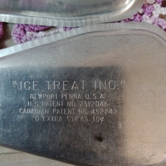 Vintage Collectible (2) Metal Ice Cream Treats Molds - Picture 7 of 7